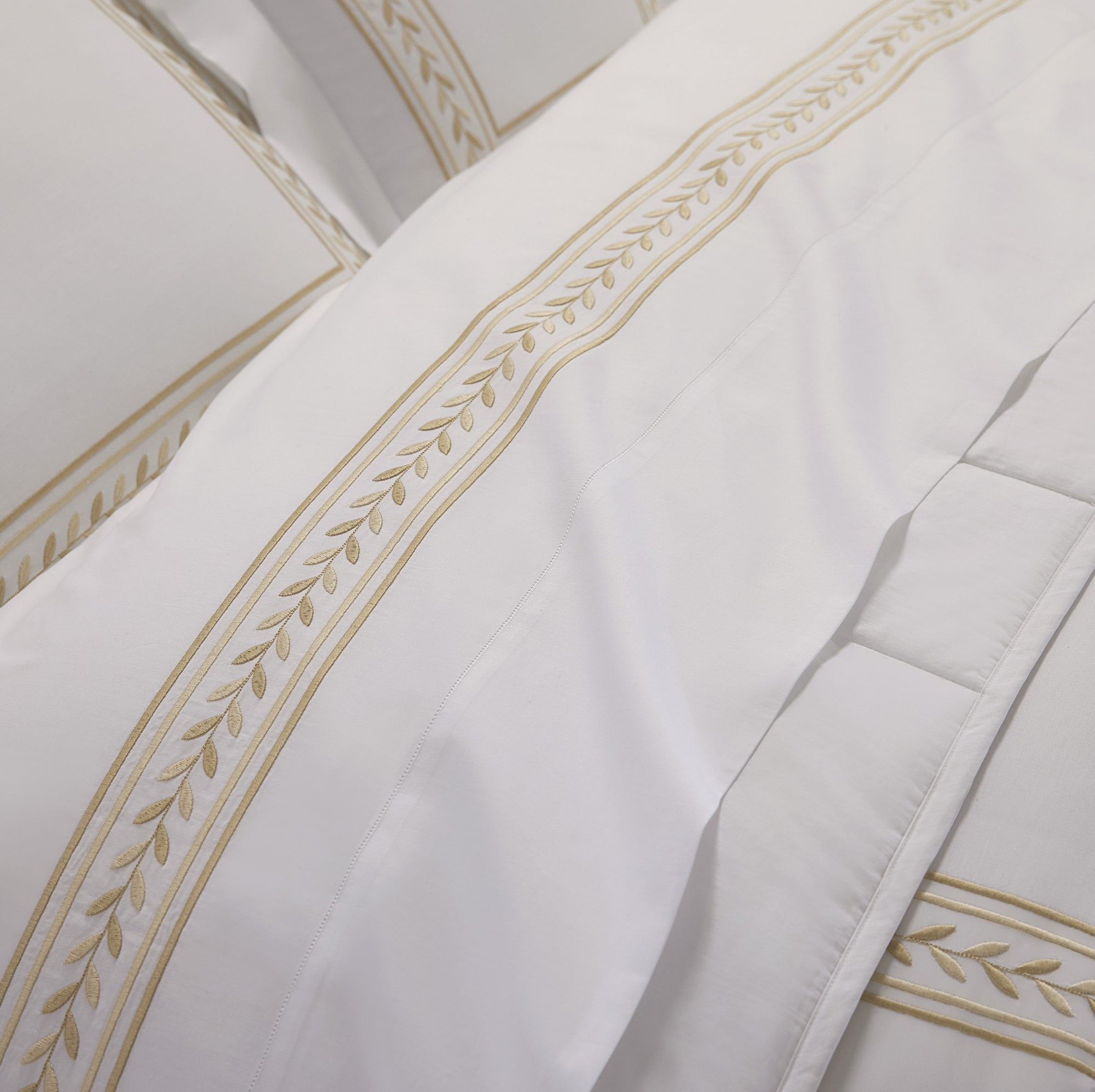 Impero bed linens close up