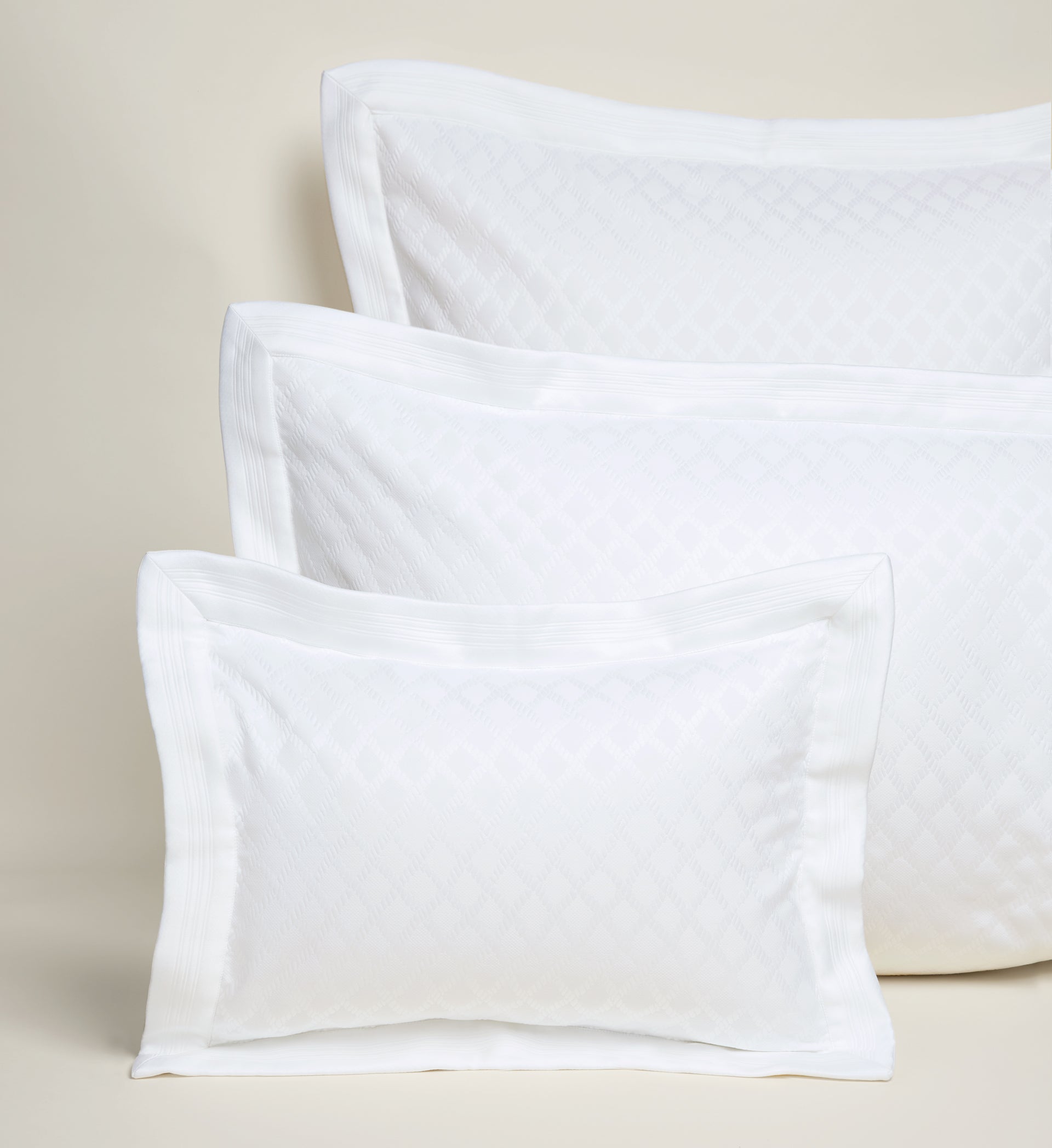 Pratesi Egyptian Cotton Pillow offers Shams