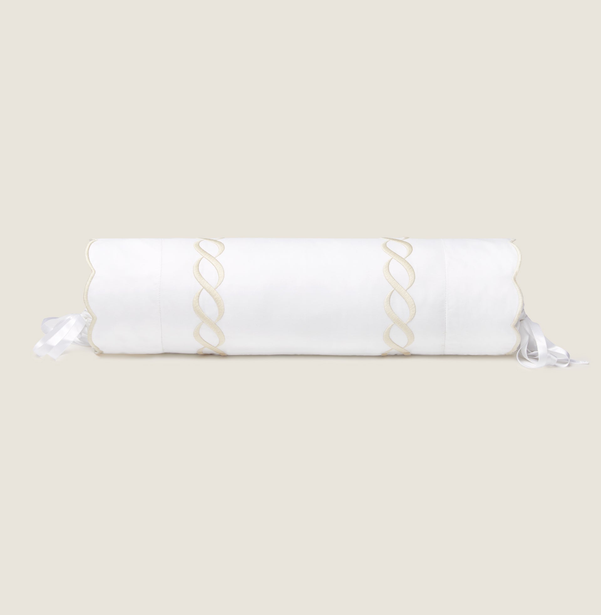 Treccia white/beige neckroll sham