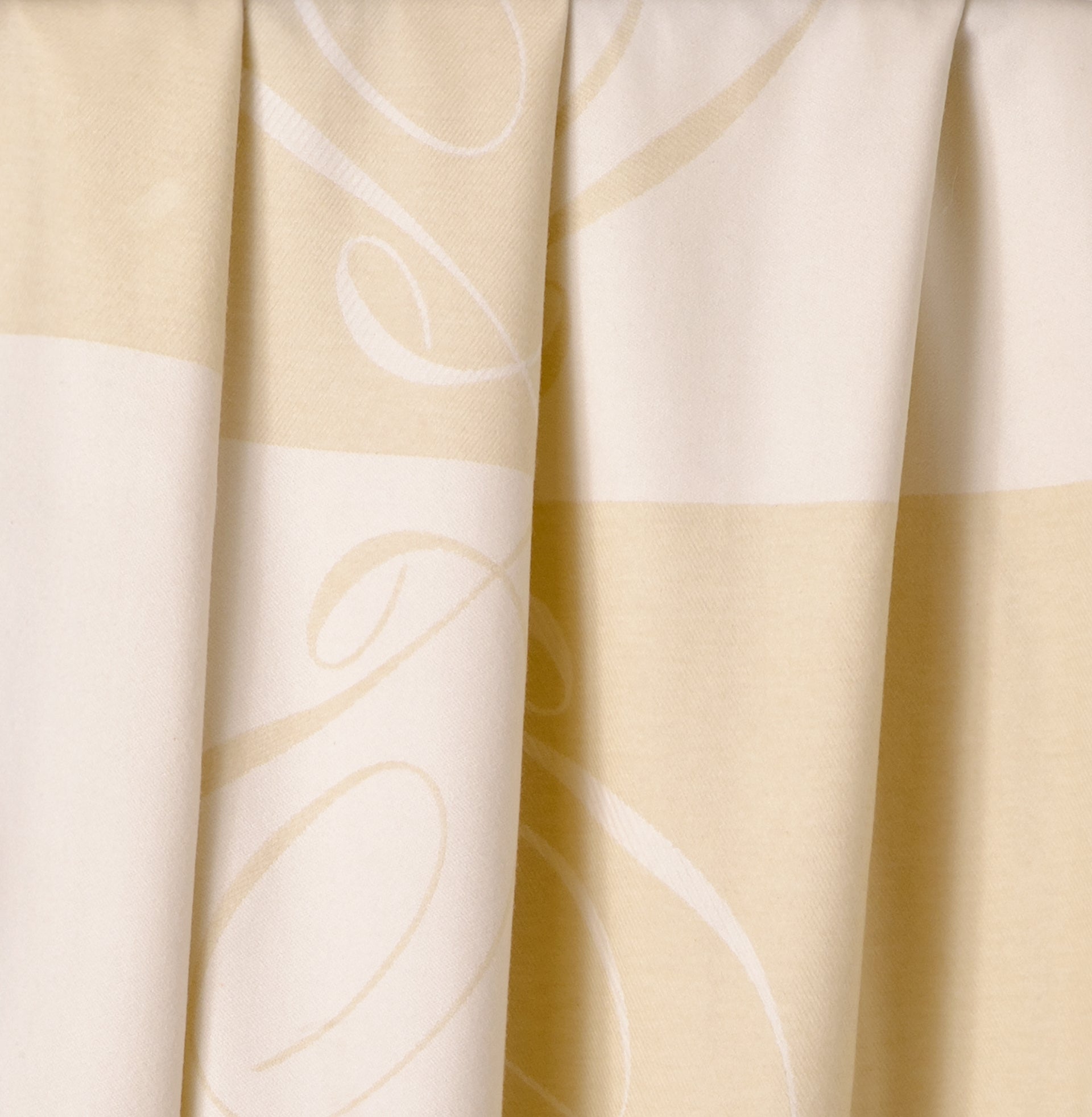 Marca Decorative Throw Luxury Cashmere Throw Pratesi